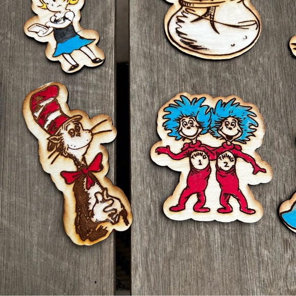 Dr Seuss Pyrography Wood Burning Small Decor Pieces Set of 9 - Picture 2 of 10